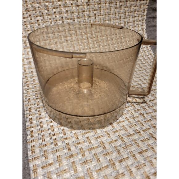 Vintage Hamilton Beach Scovill Food Processor Bowl 710-4 - Picture 1 of 5